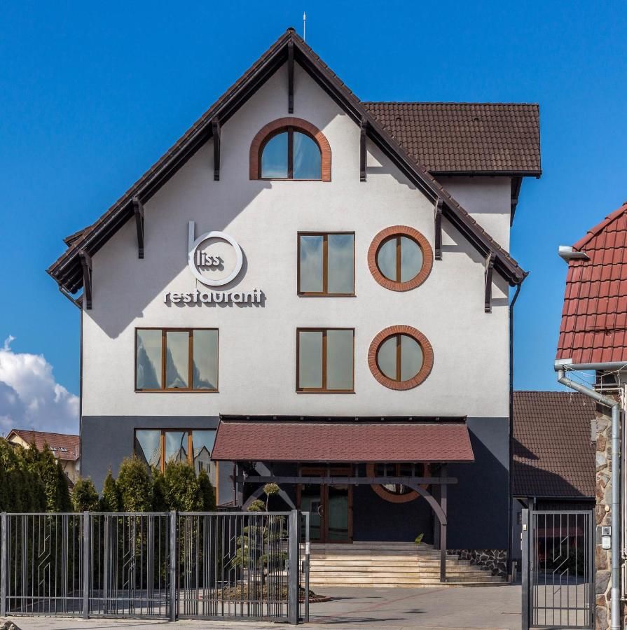 Отель Hotel Bliss Сибиу-5