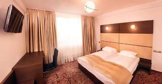 Отель Hotel Bliss Сибиу Двухместный номер с 2 отдельными кроватями-2