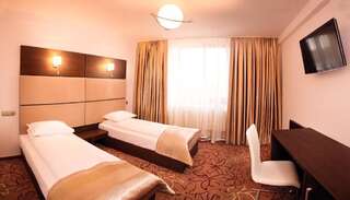 Отель Hotel Bliss Сибиу Двухместный номер с 2 отдельными кроватями-6